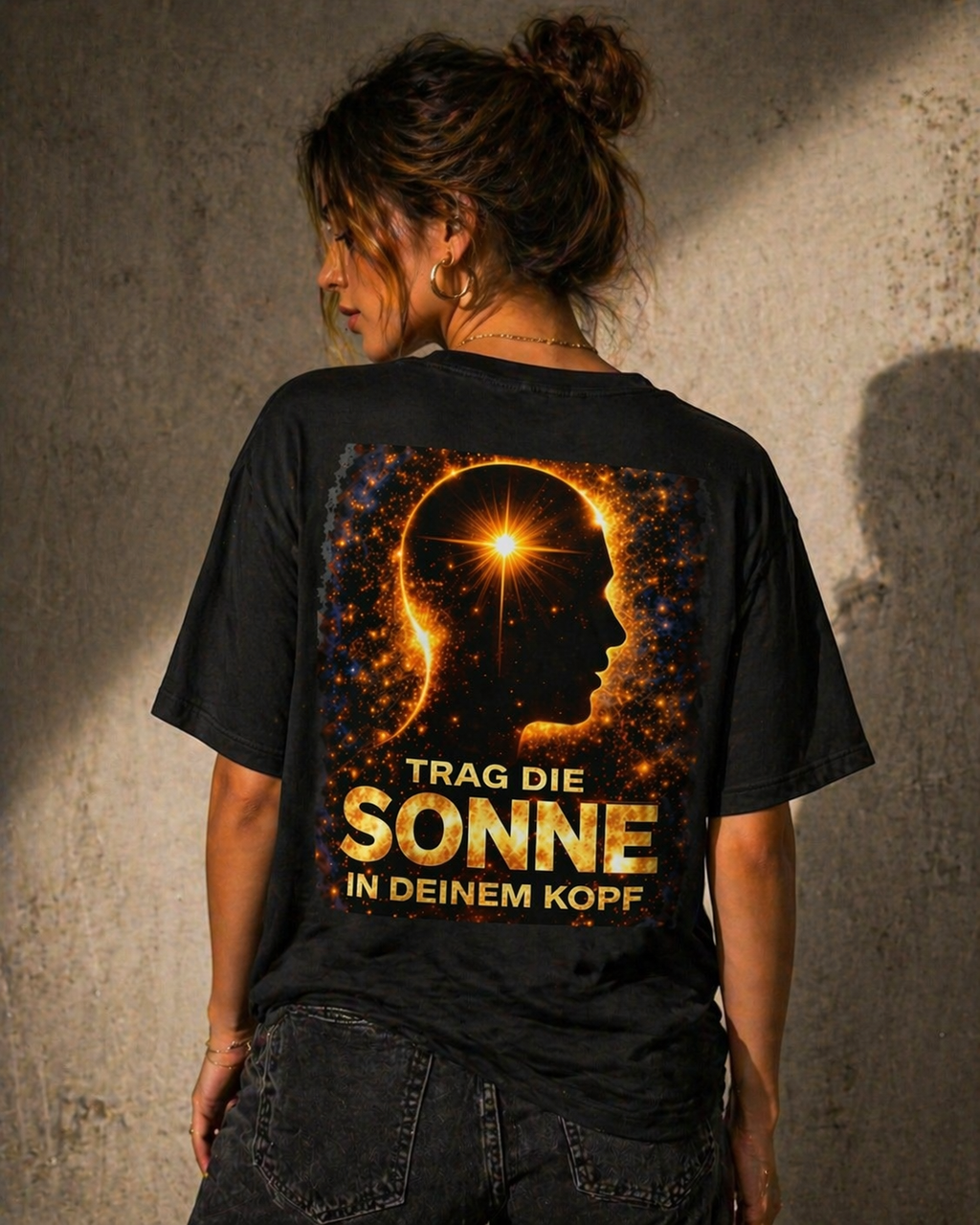 Oversize Tee — 'Trag die Sonne in deinem Kopf' Graphic